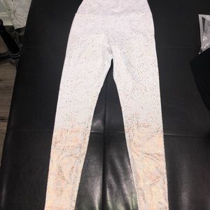 Buff bunny white and rose gold ombré leggings